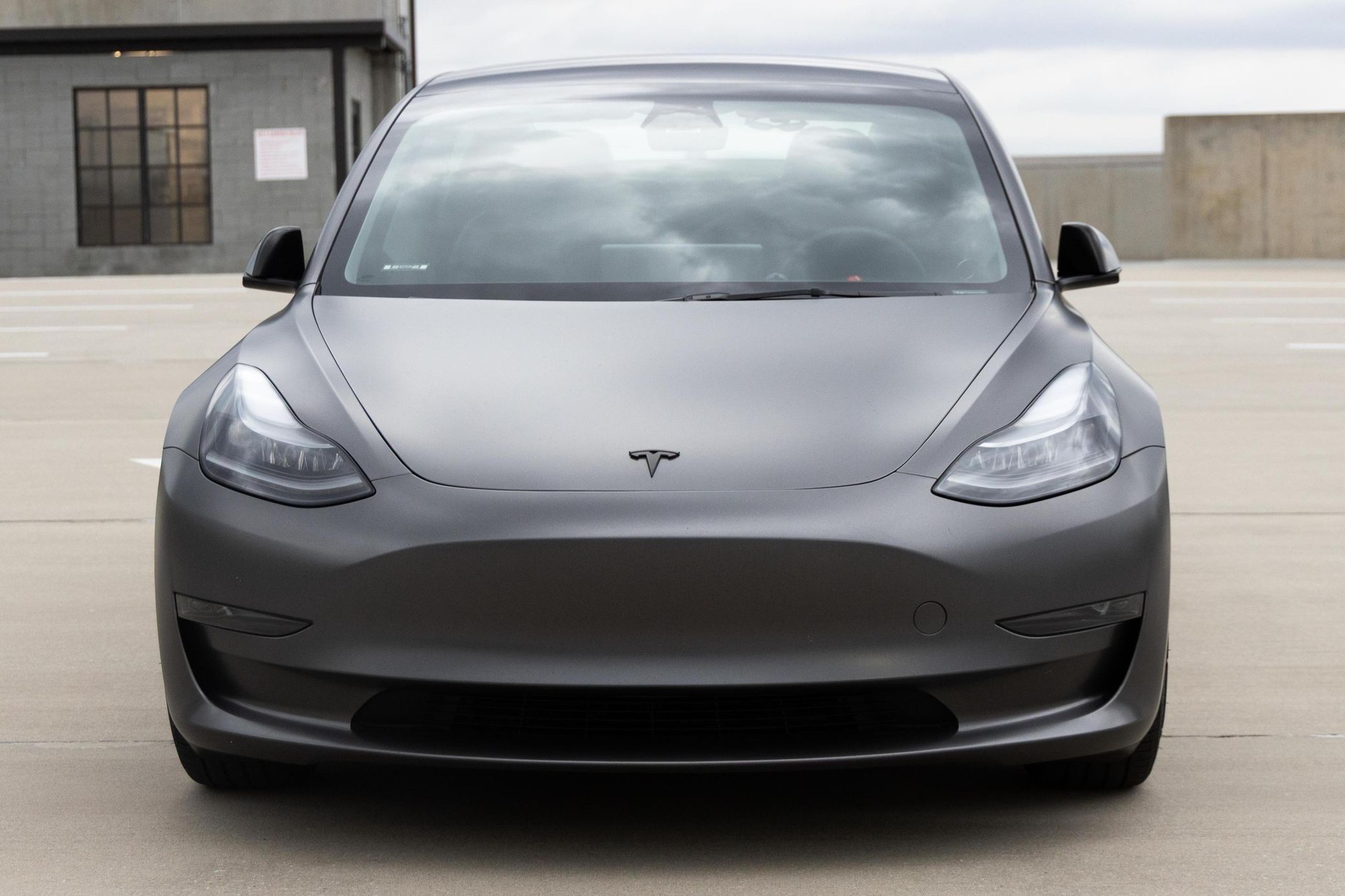 2023 Tesla Model 3 RWD