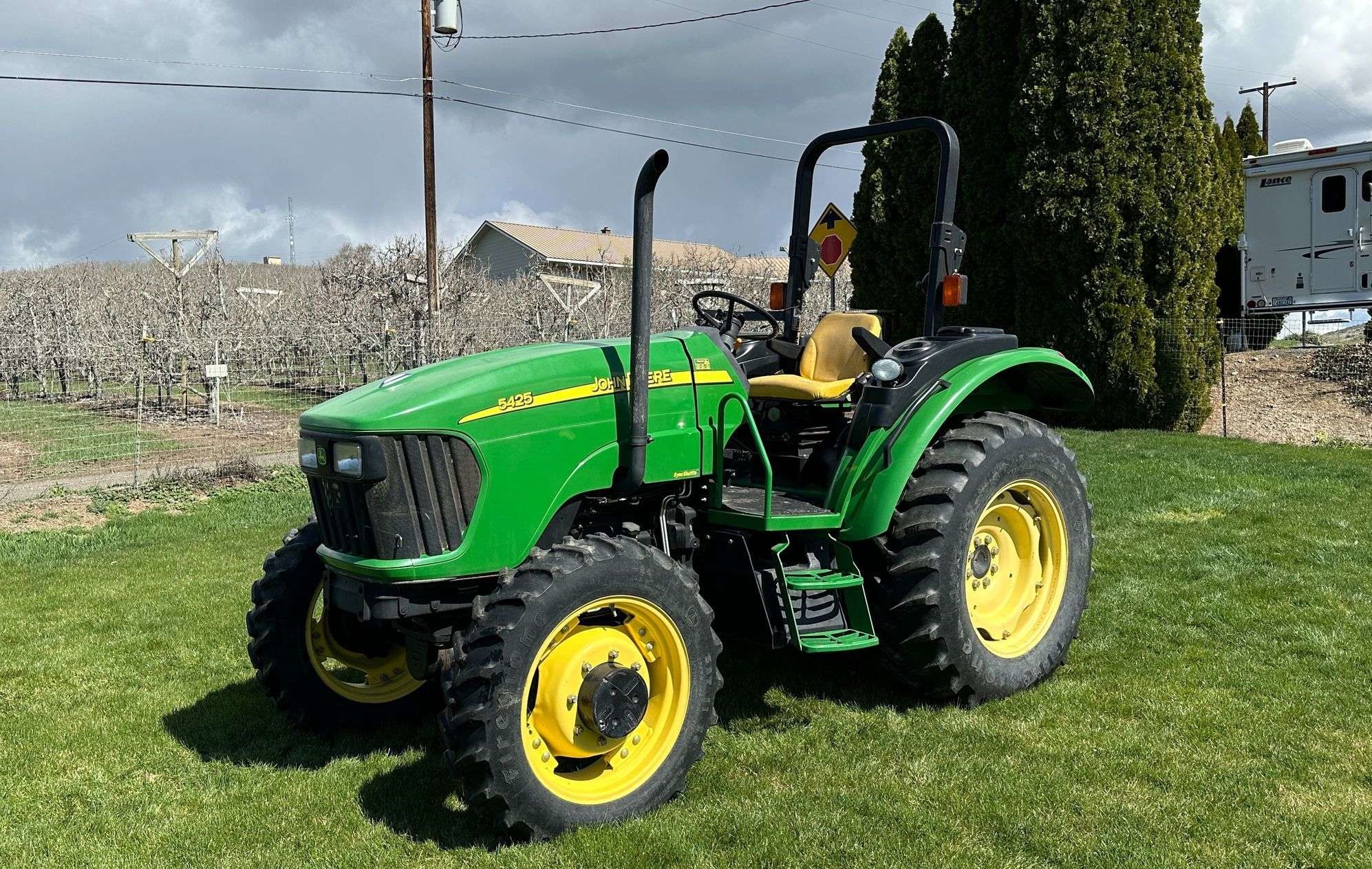 2008 John Deere 5425